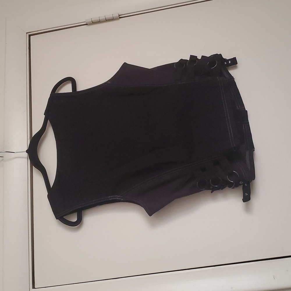 *NWT* Social Collision Black Hook & Eye Sleeveless Tank Top with Buckle Details - Picture 6 of 16